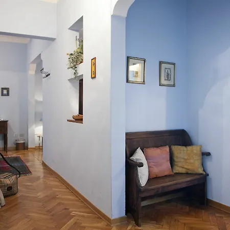 La Sosta Bed & Breakfast 2*